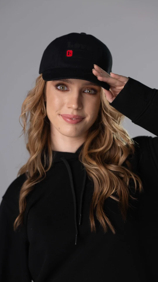 Șapcă neagră 1% LoveCaps