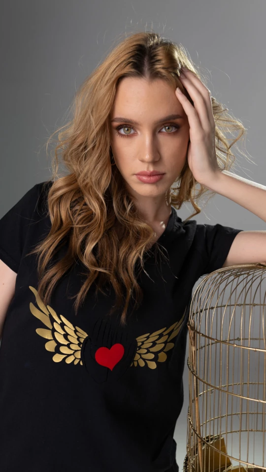 Tricou negru Inimă